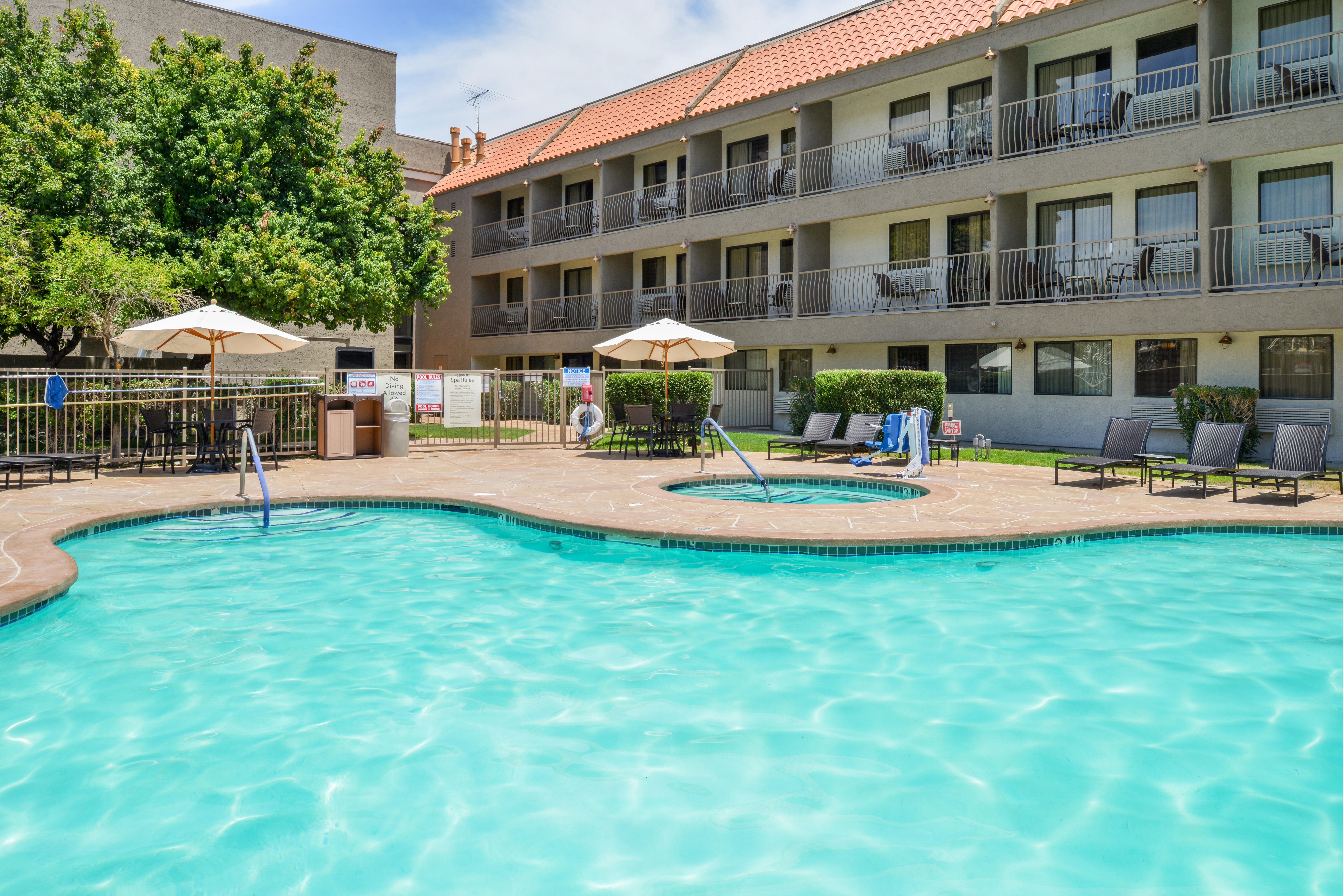 Holiday Inn Express Palm Desert By Ihg Экстерьер фото