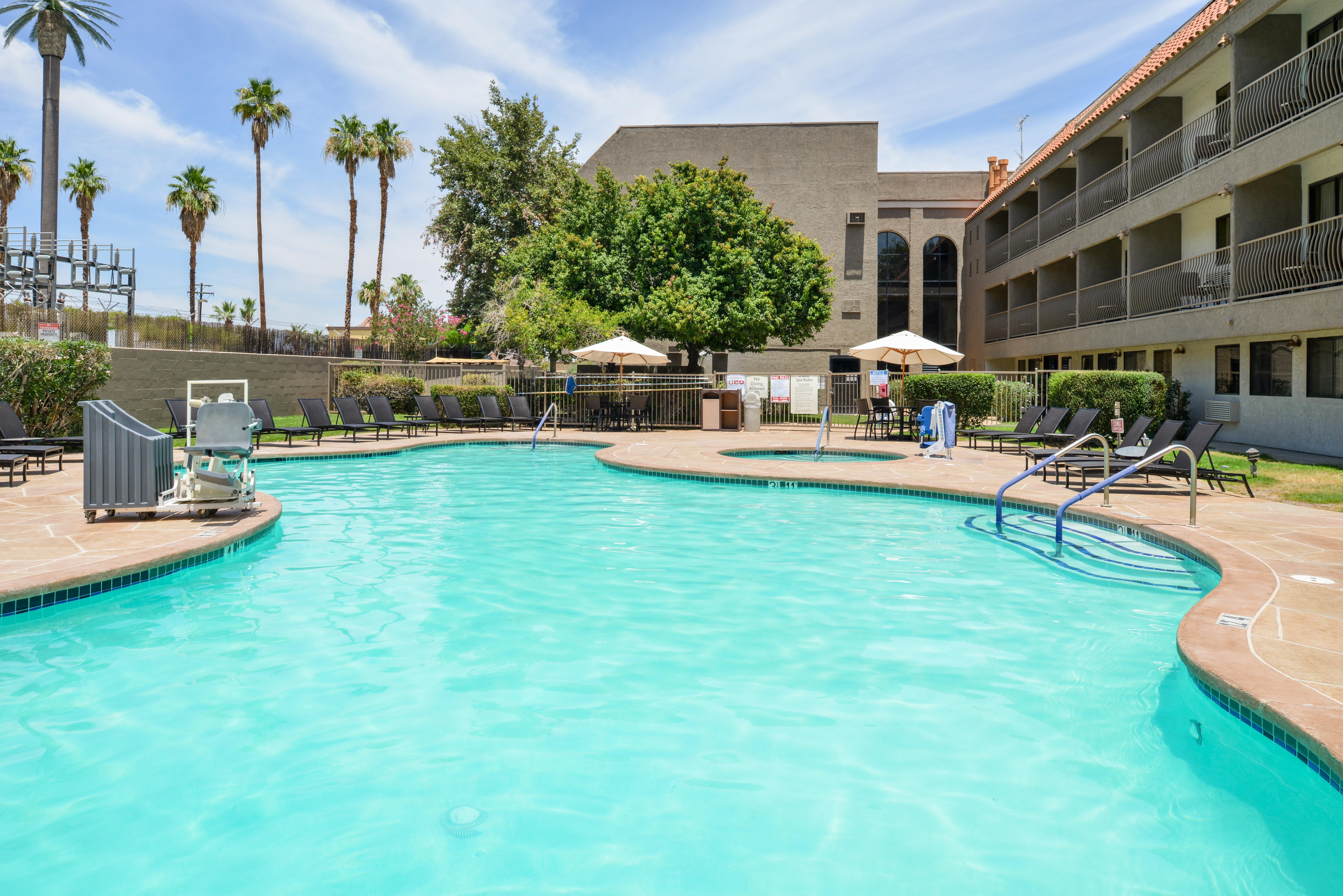 Holiday Inn Express Palm Desert By Ihg Экстерьер фото